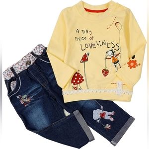 Toddler Girls Pullover Sweatshirt and Jeans Outfit